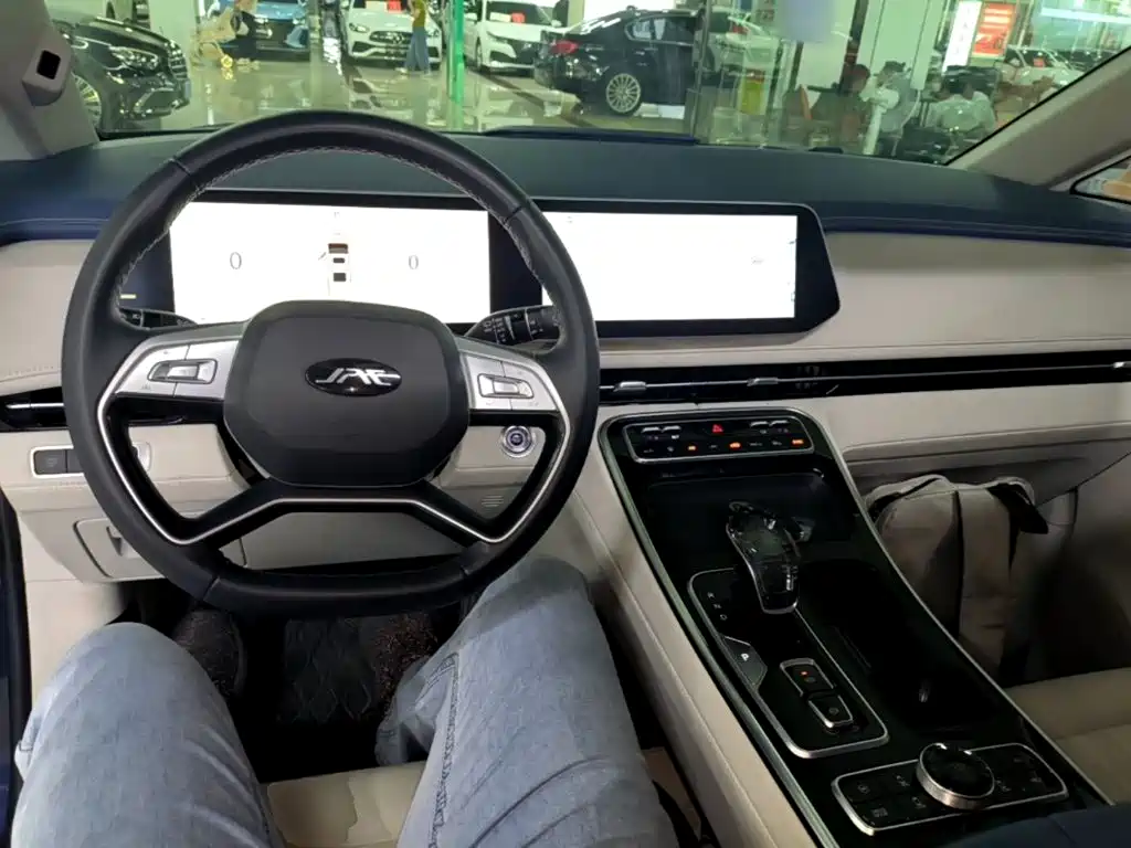 JAC Refine Refine RF8 PHEV — миниатюра 10