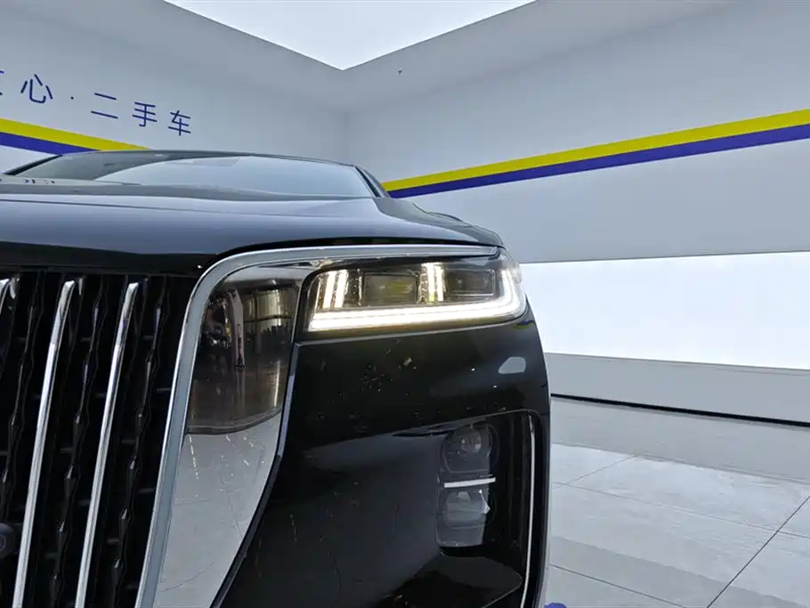 Hongqi H9 2022 2.0T