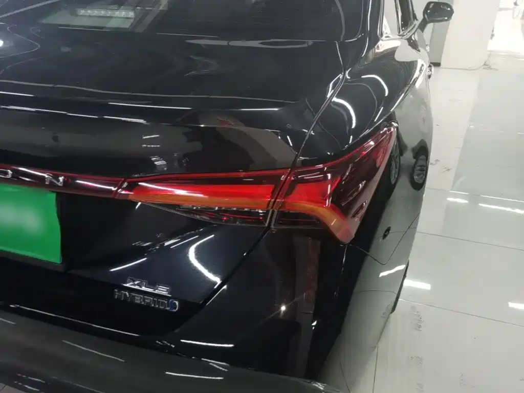 Toyota Avalon — миниатюра 8