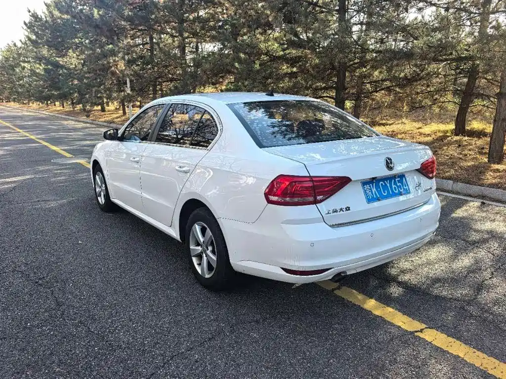 Volkswagen Lavida — миниатюра 3