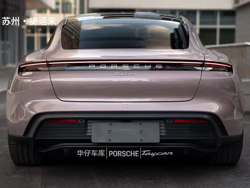Porsche Taycan — миниатюра 7