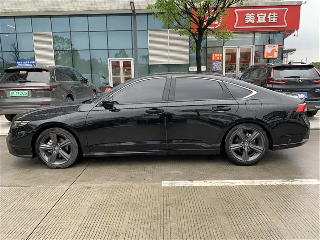 Honda Inspire — миниатюра 3
