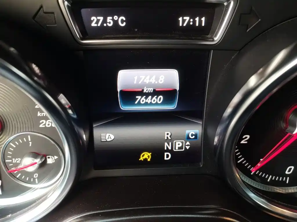 Mercedes-Benz GLE (Import) — миниатюра 13