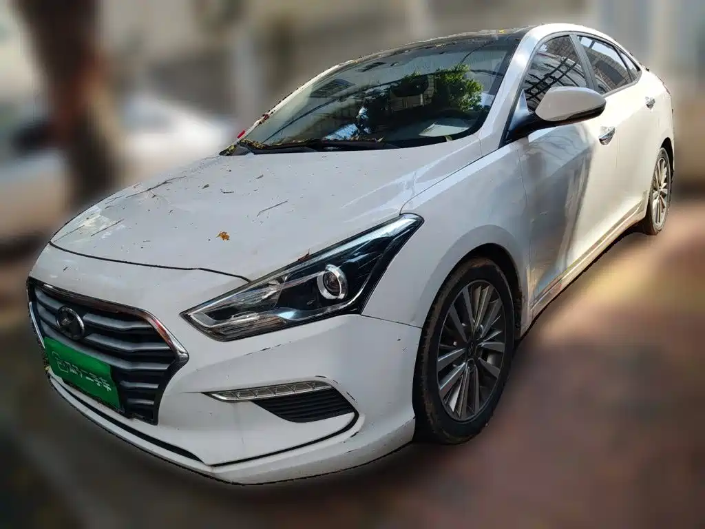 Hyundai Mistra 1.8L Auto Intelligent GLS CN-V