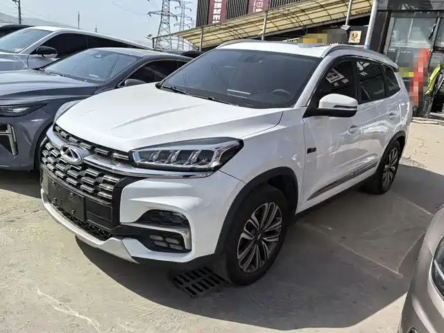 CHERY TIGGO 8
