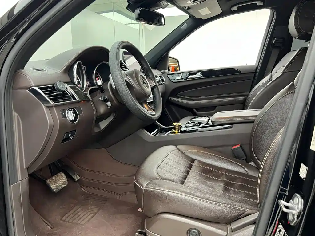 Mercedes-Benz — миниатюра 7