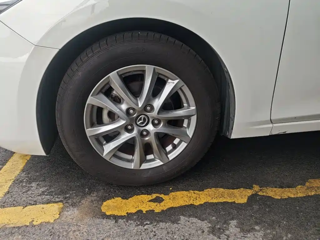 Mazda 3 Axela — миниатюра 23