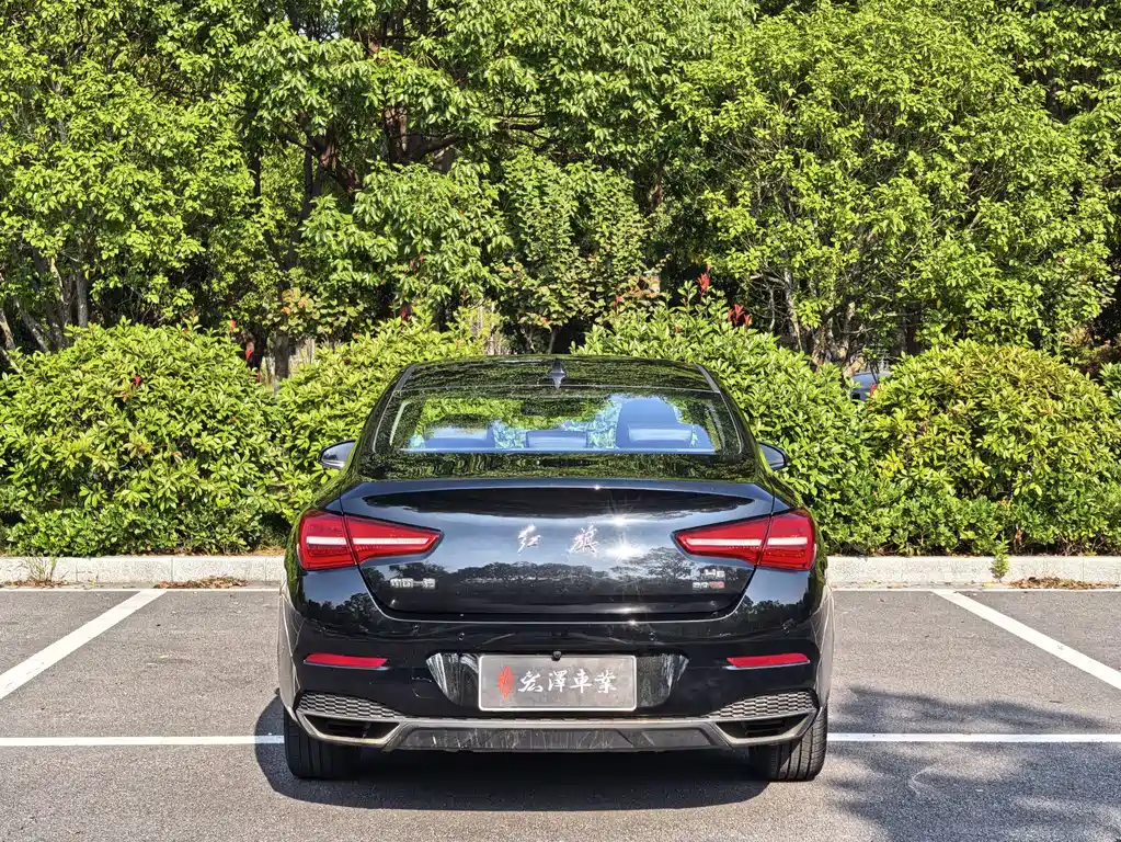 Hongqi Hongqi H5 — миниатюра 6
