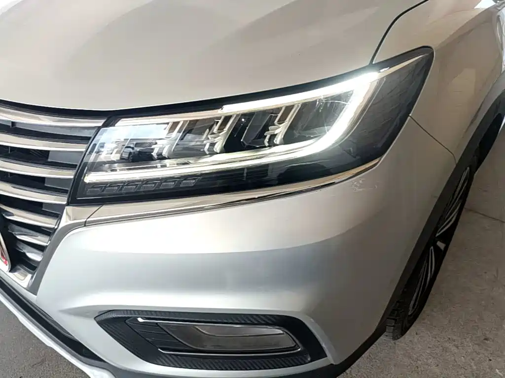 Roewe RX5 — миниатюра 24