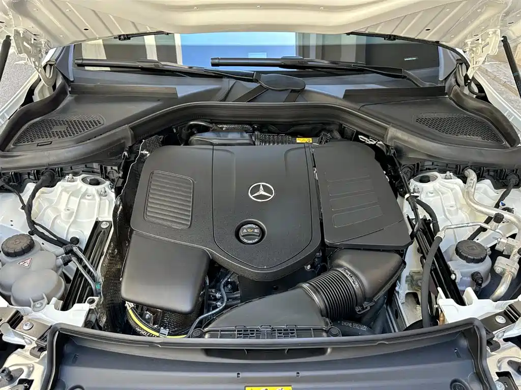 Mercedes-Benz GLC 2024 GLC 300 L 4MATIC 5 мест
