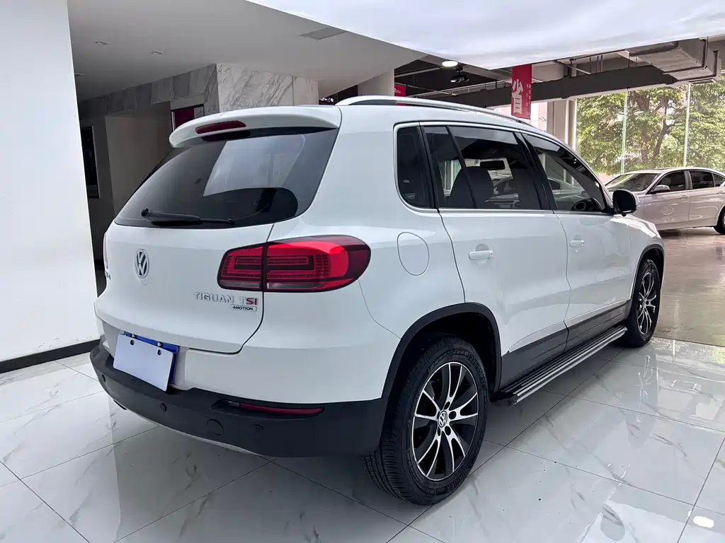 Volkswagen Tiguan 2013 1.8TSI AT Luxury