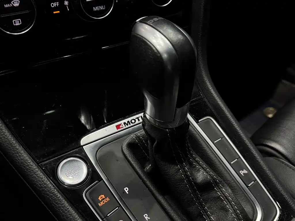 Volkswagen Golf (Import) — миниатюра 10