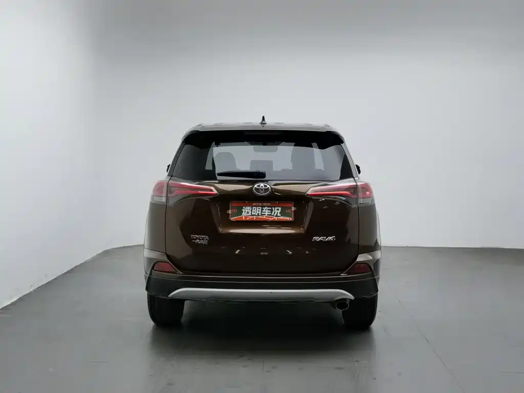Toyota RAV4 — фотографии объявления, Фото 4
