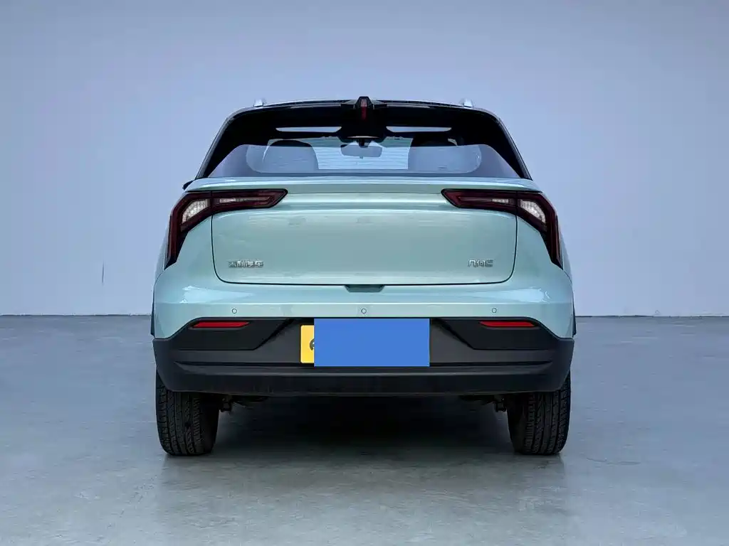 Geely E Firefly E 2022 401KM 4 мест