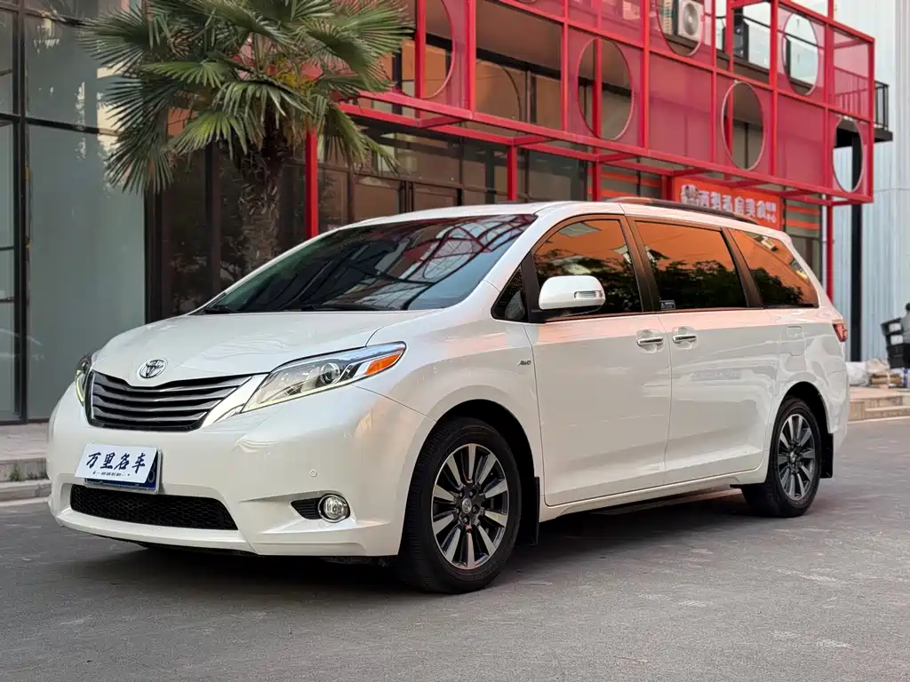 Toyota Sienna 2018
