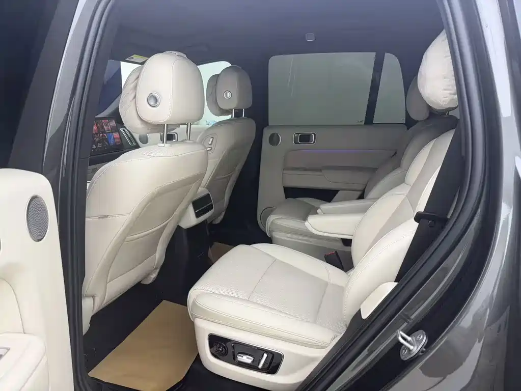 Li Auto Li L8 — миниатюра 6