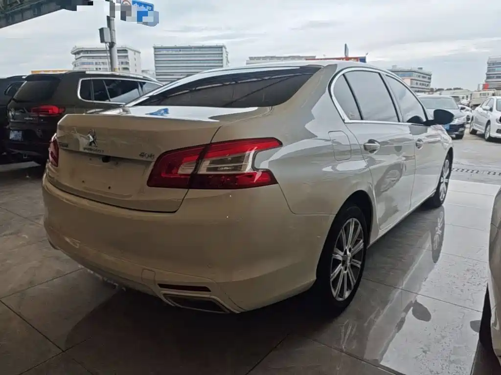 Peugeot 408 — миниатюра 7