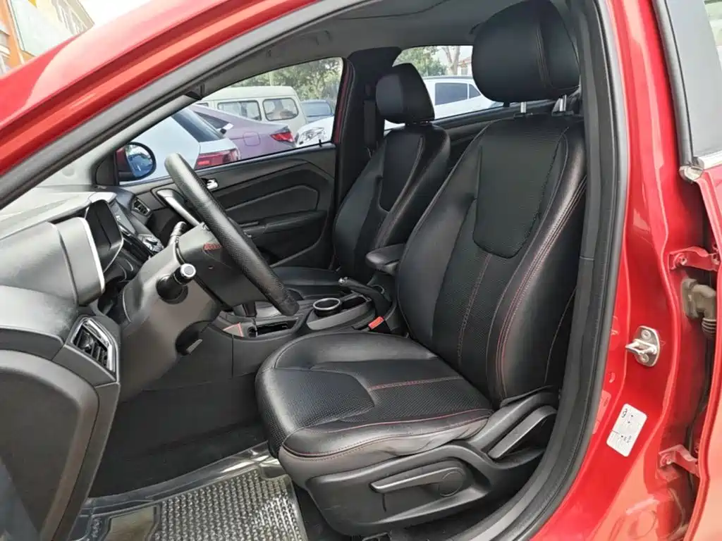 Chery Arrizo 5 — миниатюра 15