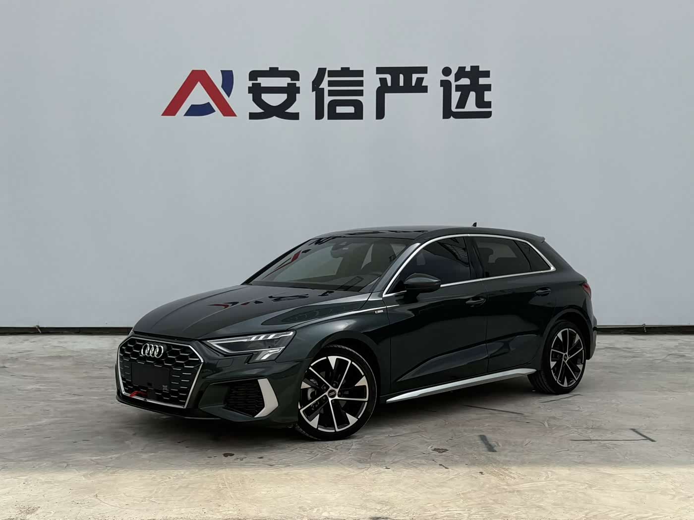 Audi A3 1.4 л 2022 г. Зелёный, пробег 36000 км