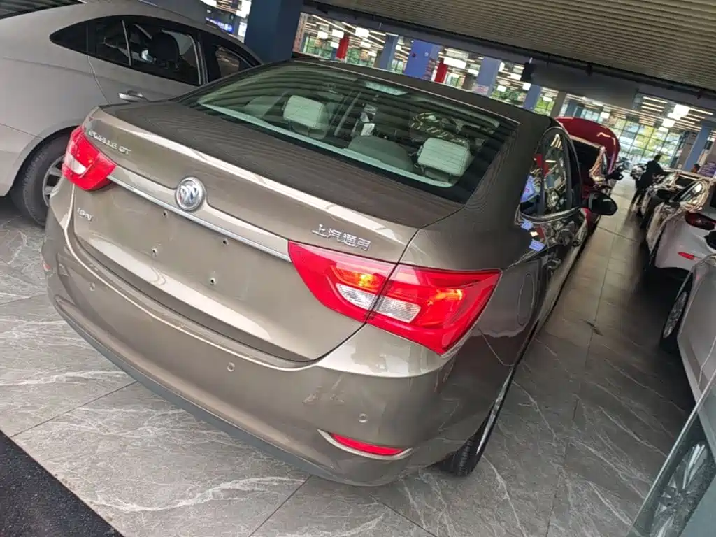 Buick Excelle — миниатюра 7