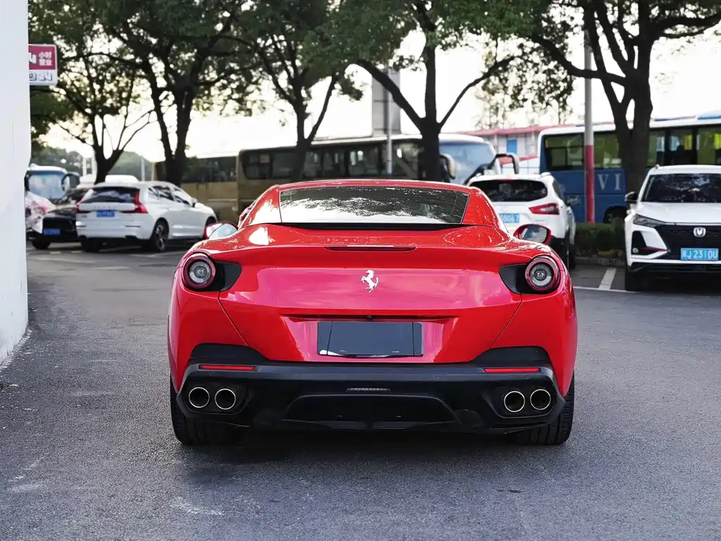 FERRARI PORTOFINO