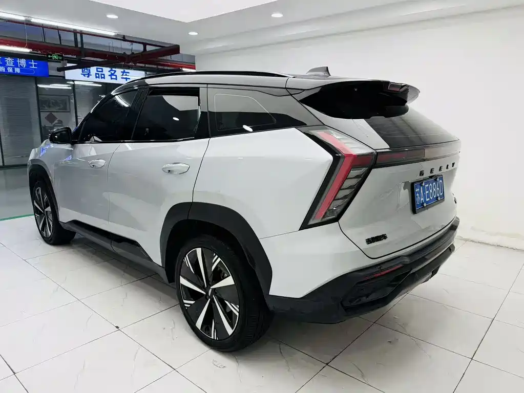 Geely Boyue L — миниатюра 4