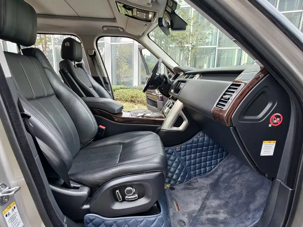 Land Rover Range Rover — миниатюра 26