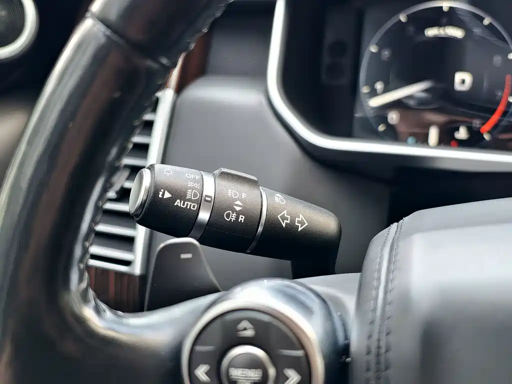 Land Rover Range Rover — миниатюра 52