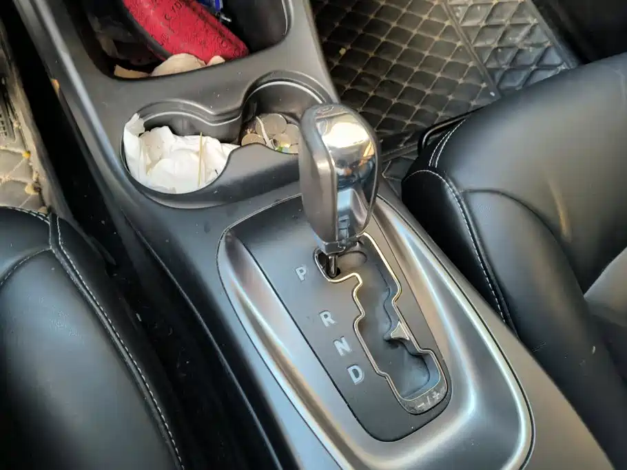 Dodge Journey — миниатюра 16