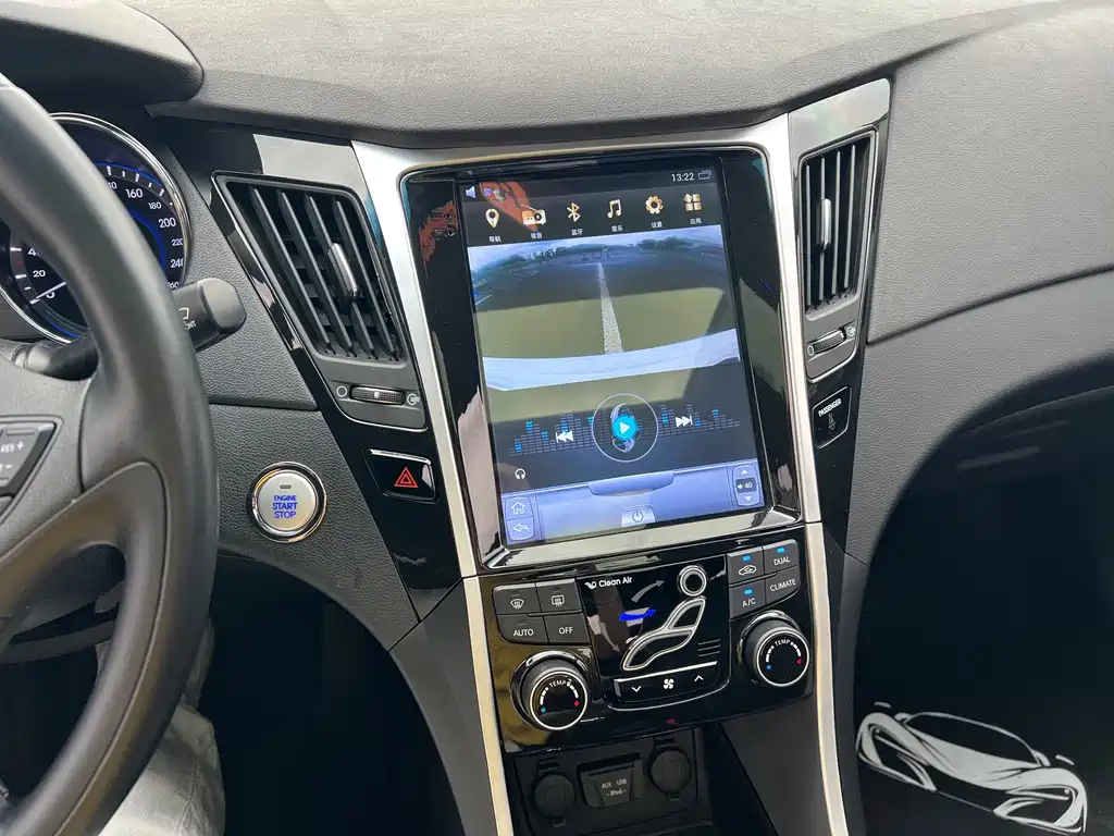 Hyundai Sonata — миниатюра 7