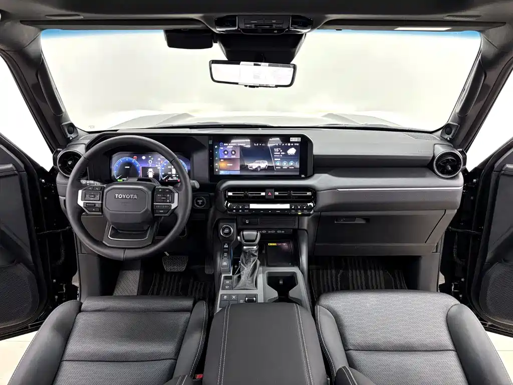 Toyota Prado — миниатюра 11