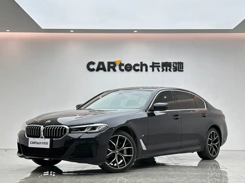 宝马5系 2022款 改款三 530Li 尊享型 M运动套装 2022