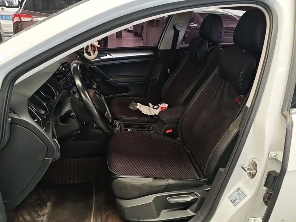 Volkswagen Golf — миниатюра 15