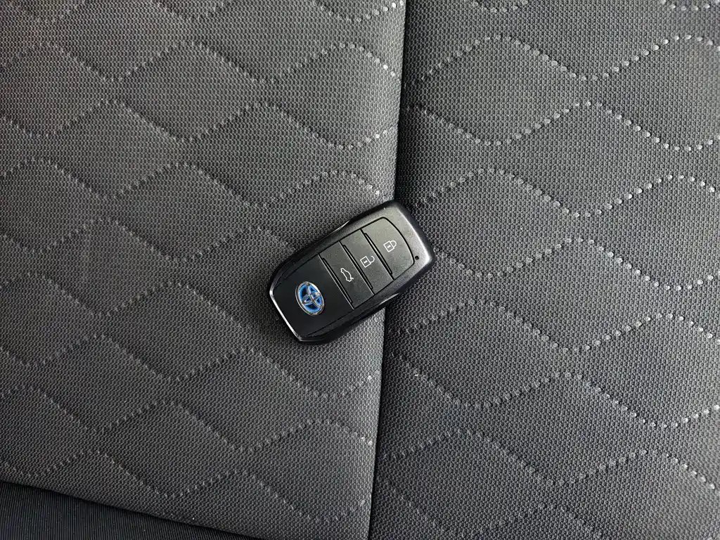Toyota Corolla — миниатюра 4