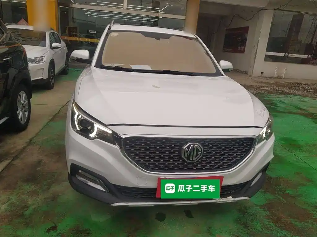 MG  ZS