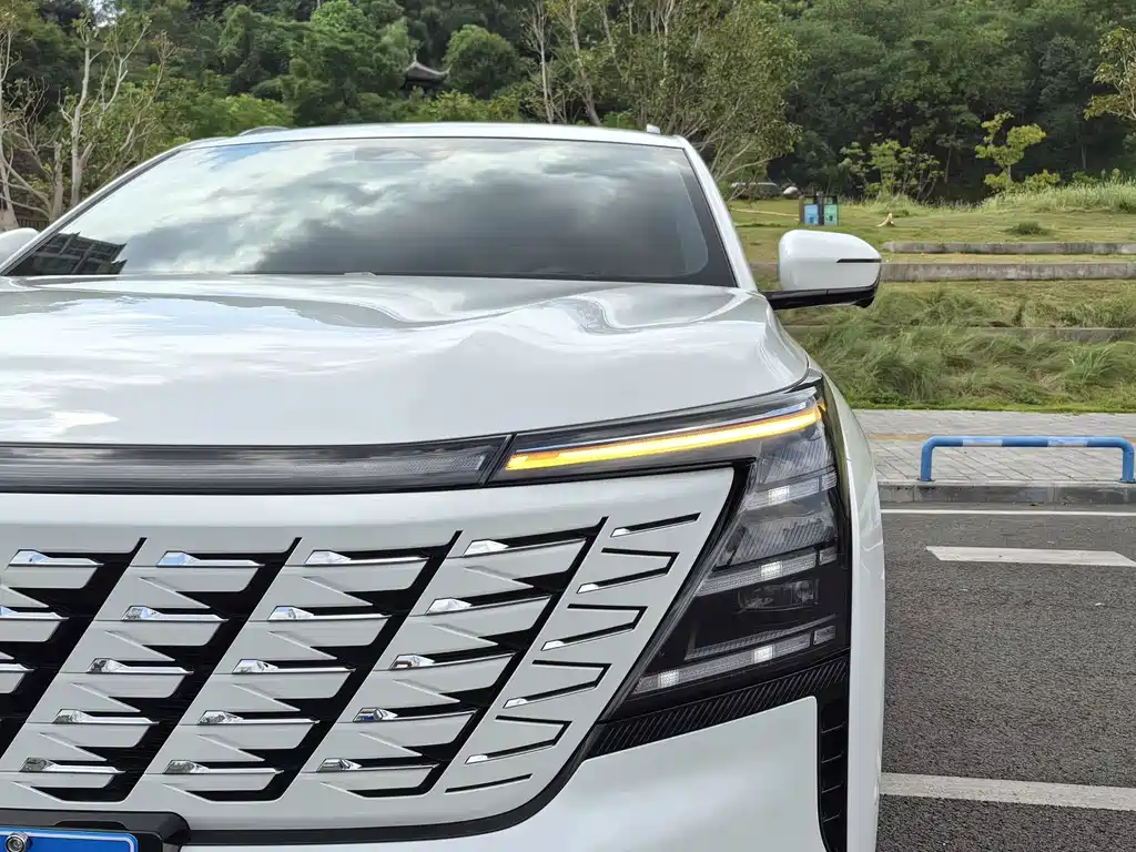 Changan Changan CS75PLUS — миниатюра 4