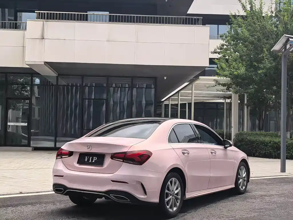 Mercedes-Benz A-Class — миниатюра 9