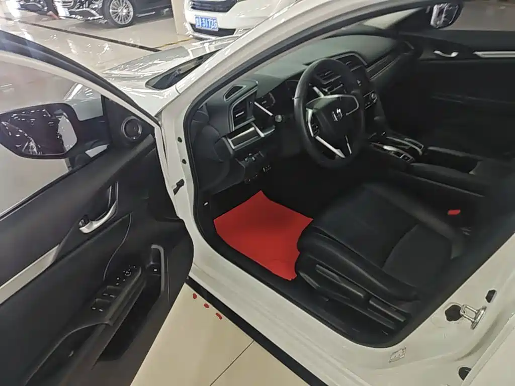 Honda Civic — миниатюра 15