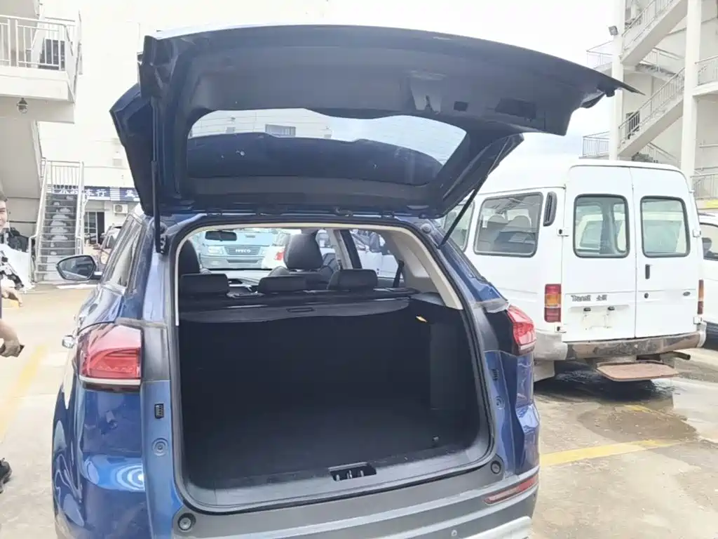Geely Boyue — миниатюра 17
