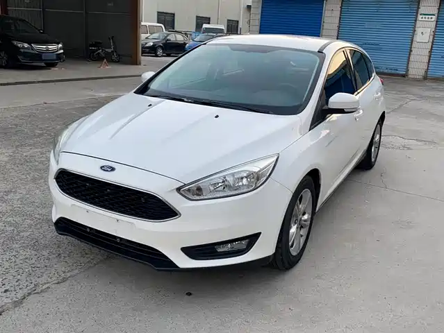 FORD FOX 2017