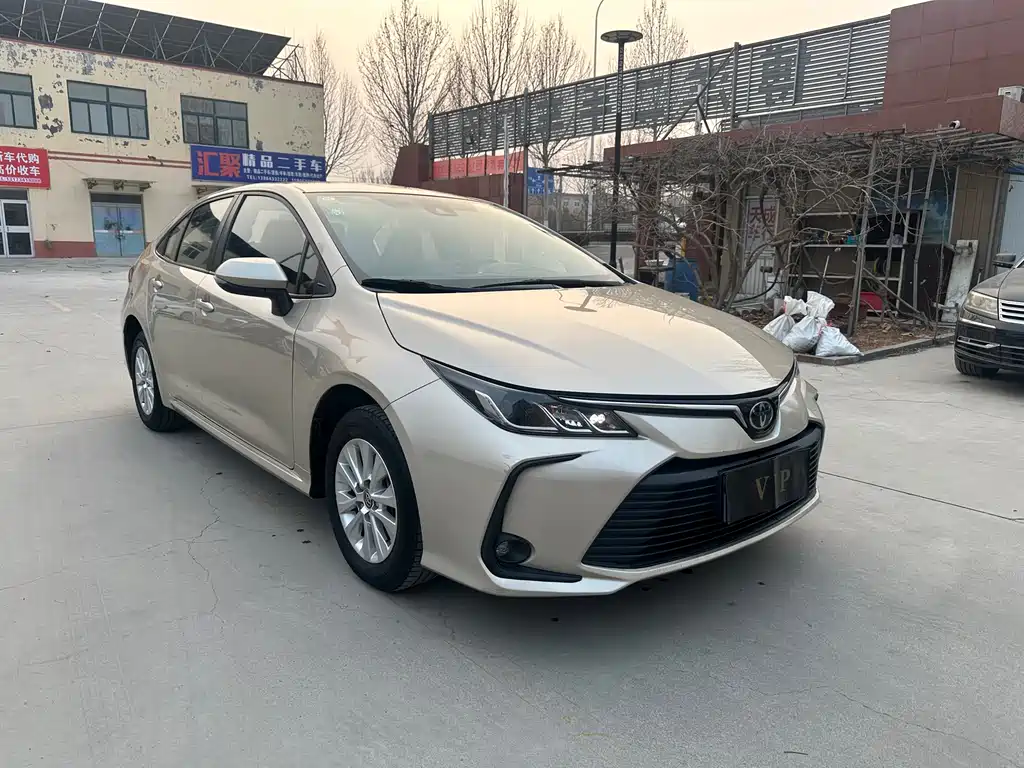 TOYOTA COROLLA