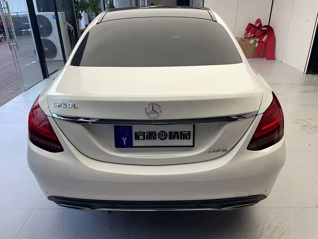 Mercedes-Benz C-Class — миниатюра 19