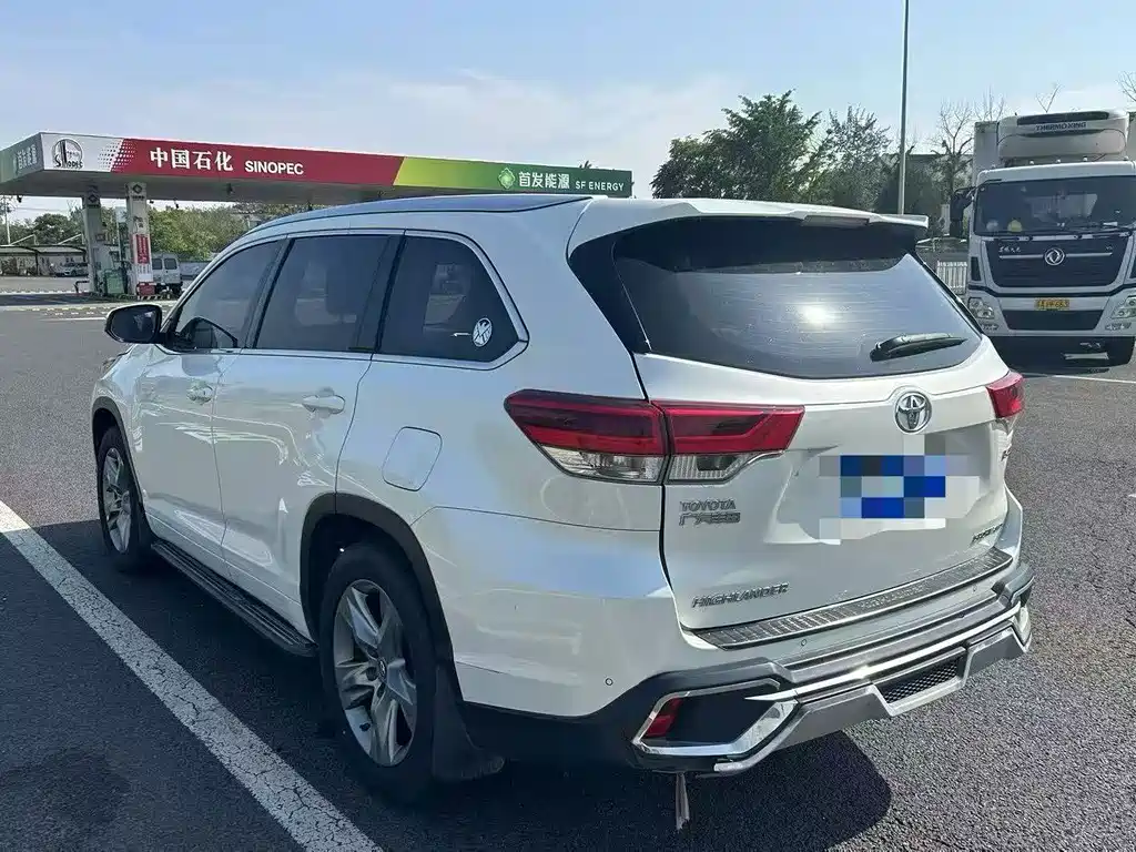 Toyota Highlander — миниатюра 7