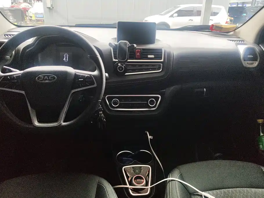 JAC JAC iEV6E — миниатюра 13
