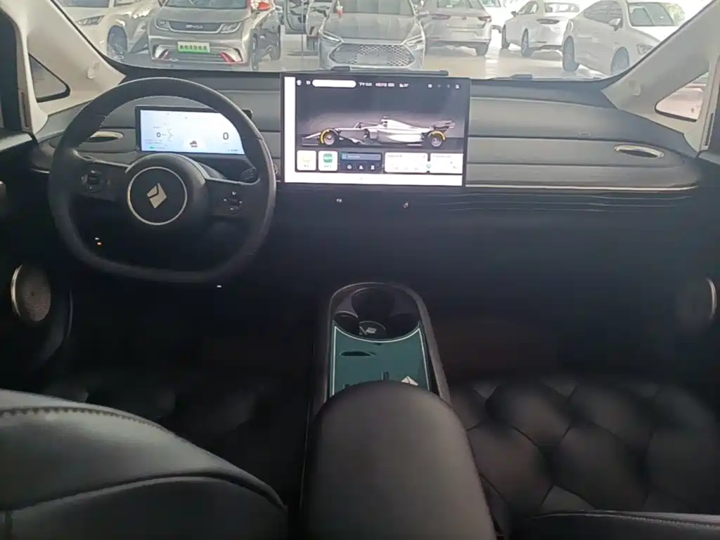 Baojun Yunduo — миниатюра 10