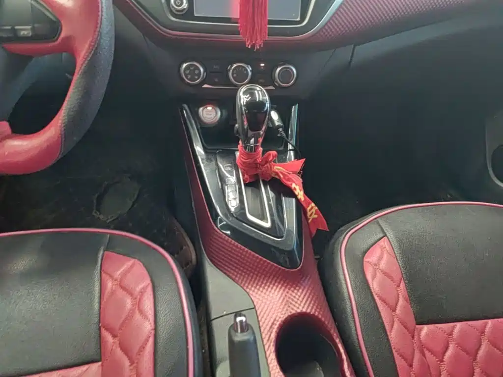Nissan Bluebird — миниатюра 14