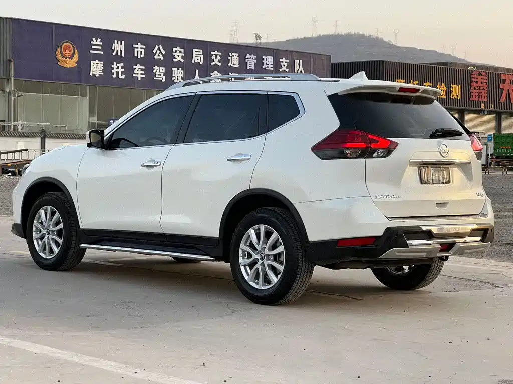 NISSAN QIJUN