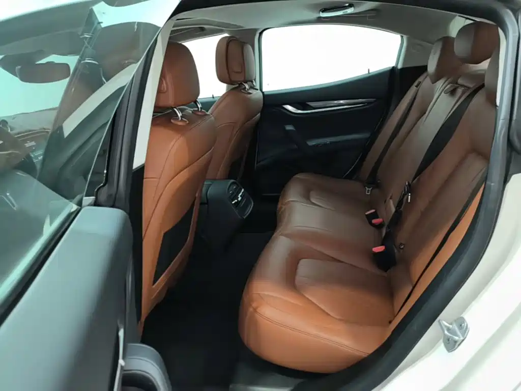 Maserati Ghibli — миниатюра 17