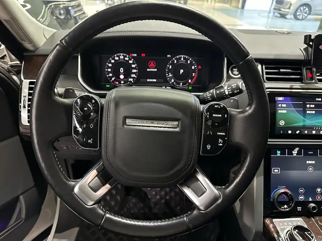 Land Rover Range Rover — миниатюра 6