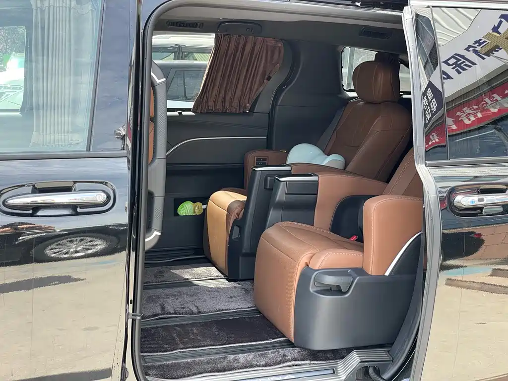 Toyota Sienna 2026 2.5L Premium